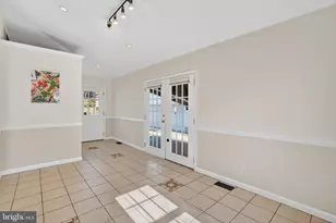 1007 Roland Heights Ave, Baltimore, MD 21211 - Photo 4