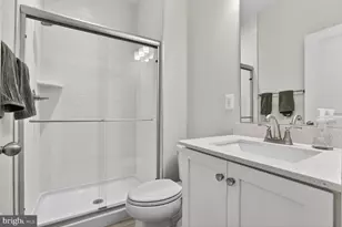 112 Glass Ln, Baltimore, MD 21230 - Photo 18