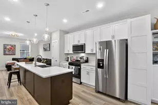 112 Glass Ln, Baltimore, MD 21230 - Photo 10