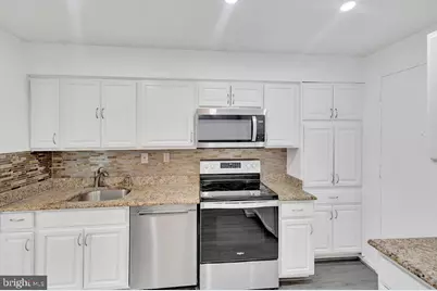 3601 Clarks Lane #536, Baltimore, MD 21215 - Photo 6