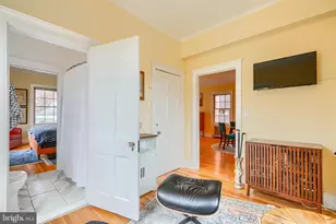 501 W University Pkwy, Baltimore, MD 21210 - Photo 42