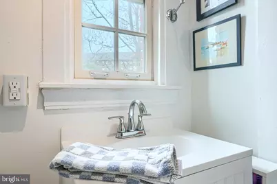 501 W University Parkway #J2, Baltimore, MD 21210 - Photo 36