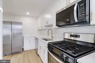 3916 2nd St, Baltimore, MD 21225 - Photo 6