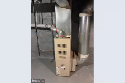 3427 Ravenwood Avenue, Baltimore, MD 21213 - Photo 24