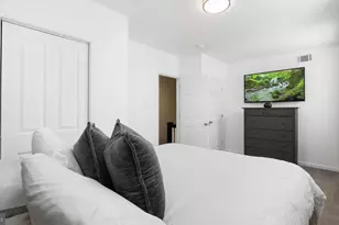 709 E 30th St, Baltimore, MD 21218 - Photo 12