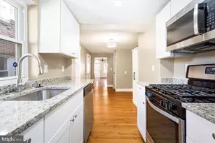 424 S Eden St, Baltimore, MD 21231 - Photo 8