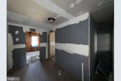 1327 N Fulton Avenue, Baltimore, MD 21217 - Photo 14