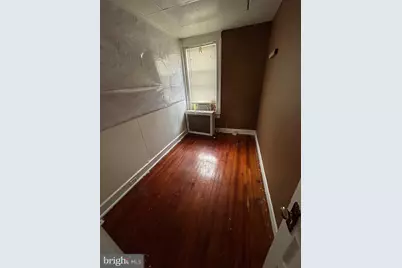 4002 W Franklin Street, Baltimore, MD 21229 - Photo 8