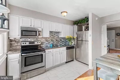 377 Marydell Road, Baltimore, MD 21229 - Photo 10