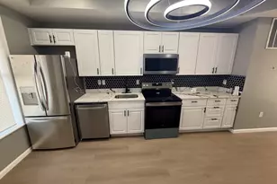 215 N Curley St, Baltimore, MD 21224 - Photo 4