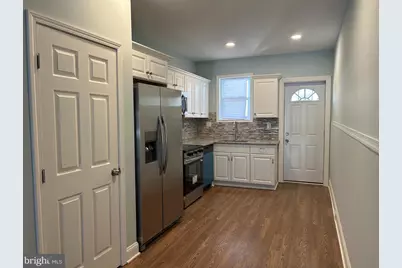 2033 Fulton Avenue N, Druid, MD 21217 - Photo 8