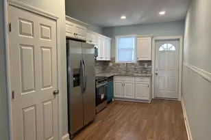 2033 Fulton Ave N, Druid, MD 21217 - Photo 8