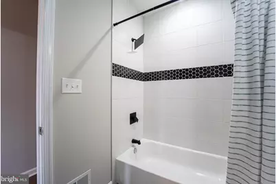 1528 Druid Hill Avenue, Baltimore, MD 21217 - Photo 26