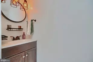 638 S Streeper St, Baltimore, MD 21224 - Photo 30