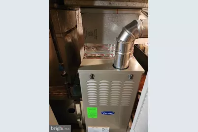 326 E 26th Street, Baltimore, MD 21218 - Photo 8