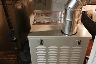 326 E 26th St, Baltimore, MD 21218 - Photo 8