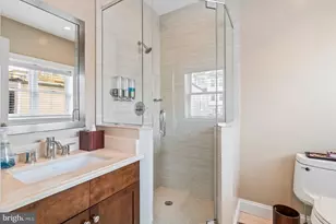 3303 Mueller St, Baltimore, MD 21224 - Photo 32