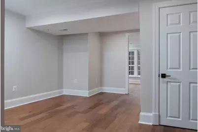 1 Montgomery E #4, Baltimore, MD 21230 - Photo 4