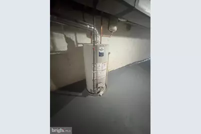 2404 E Madison Street, Baltimore, MD 21205 - Photo 16