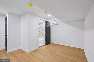 5110 Hillburn Ave, Baltimore, MD 21206 - Photo 38