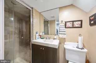 30 N Ellamont St, Baltimore, MD 21229 - Photo 22