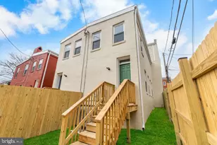 105 S Fulton Ave, Baltimore, MD 21223 - Photo 34