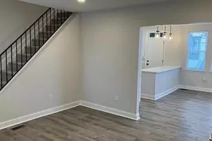 3236 Lyndale Ave, Baltimore, MD 21213 - Photo 2