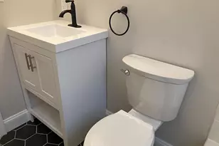 3236 Lyndale Ave, Baltimore, MD 21213 - Photo 10