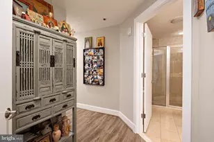 2772 Lighthouse Point E, Baltimore, MD 21224 - Photo 24