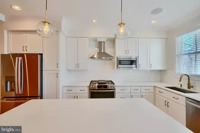 22 S Castle Street, Baltimore, MD 21231 - Photo 8