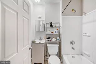 818 N Curley St, Baltimore, MD 21205 - Photo 8