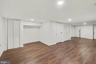 805 E 34th St, Baltimore, MD 21218 - Photo 16