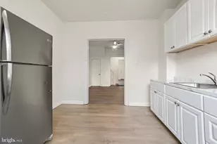 2427 E Lanvale St, Baltimore, MD 21213 - Photo 12