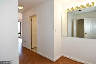 10 E Lee St, Baltimore, MD 21202 - Photo 28