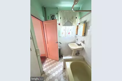 5208 Norwood Avenue, Baltimore, MD 21207 - Photo 10