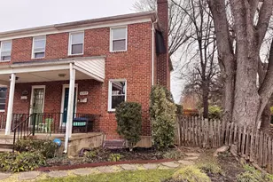 6307 Clearspring Rd, Baltimore, MD 21212 - Photo 2