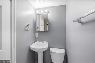 343 Font Hill Ave, Baltimore, MD 21223 - Photo 24