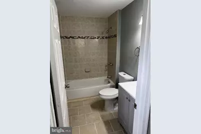 2619 E Fayette Street, Baltimore, MD 21224 - Photo 6