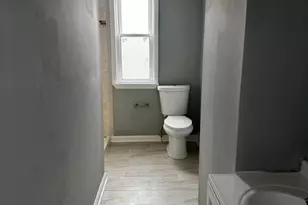 2619 E Fayette St, Baltimore, MD 21224 - Photo 8