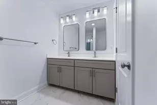 109 S Fulton Ave, Baltimore, MD 21223 - Photo 18