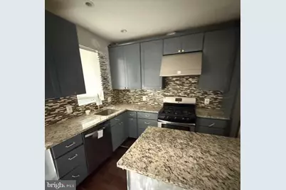 216 S Clinton Street, Baltimore, MD 21224 - Photo 10