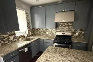 216 S Clinton St, Baltimore, MD 21224 - Photo 10