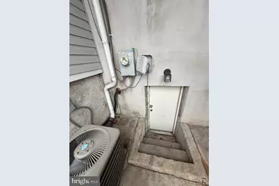 216 S Clinton Street, Baltimore, MD 21224 - Photo 54
