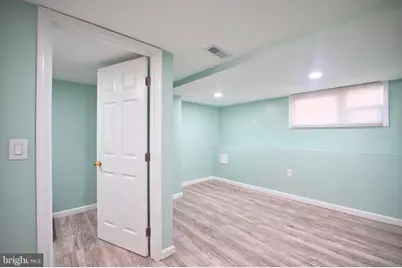 114 Wheeler Avenue, Baltimore, MD 21223 - Photo 10