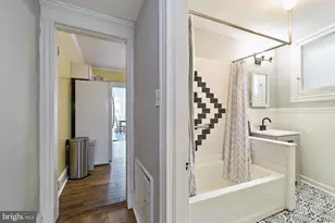 2804 Guilford Ave, Baltimore, MD 21218 - Photo 8