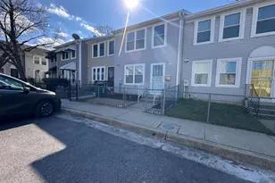 1206 Turpin Ln, Baltimore, MD 21202 - Photo 2