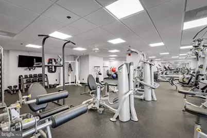 250 President Street S #909, Baltimore, MD 21202 - Photo 40