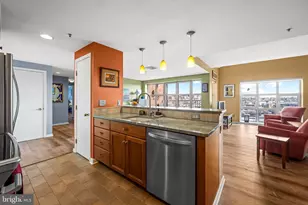 250 President Street S, Baltimore, MD 21202 - Photo 16