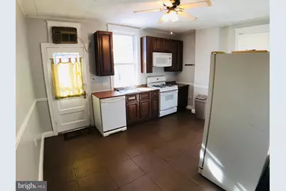 313 E 33rd Street, Baltimore, MD 21218 - Photo 4