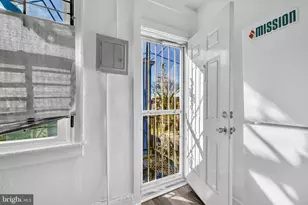 2920 Parkwood Ave, Baltimore, MD 21217 - Photo 10